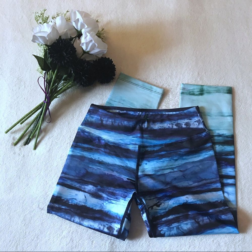 Prana Roxanne Capri Leggings Size XS Blue Multicolor